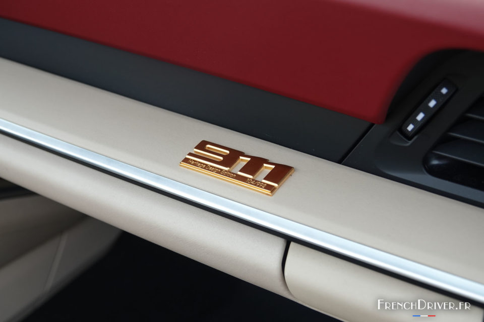 Photo badge Porsche 911 (992) Targa 4S Heritage Design Edition (