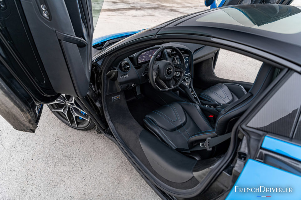 Photo intérieur McLaren 765LT Spider (2022)