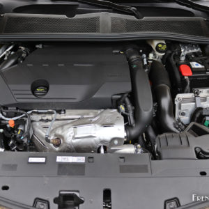 Photo moteur hybride rechargeable 180 ch Opel Astra L (2022)