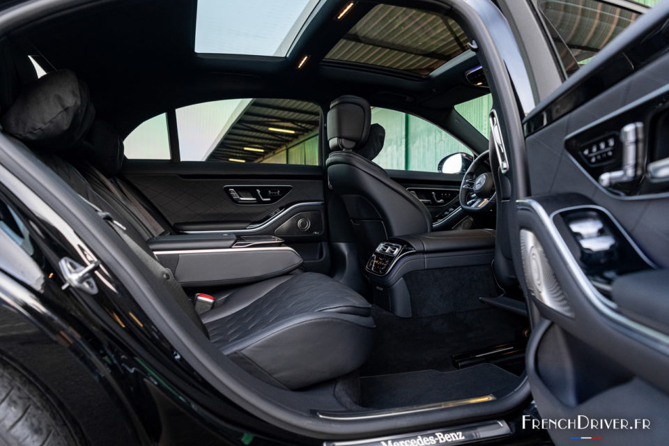 Photo banquette arrière Mercedes Classe S 580e Limousine (2023)