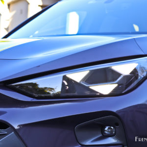 Photo phare avant LED Cupra Terramar (2024)