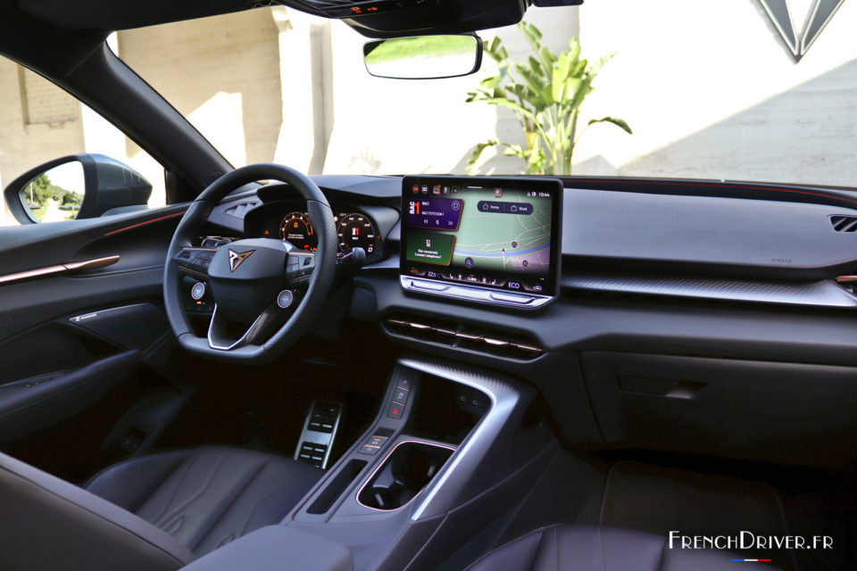 Photo intérieur cuir Cupra Terramar (2024)