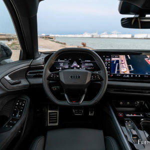 Photo poste de conduite Audi A5 Avant III B10 (2025)